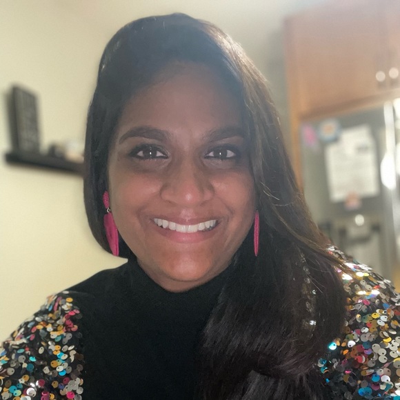 Meet your Posher, Lisha - Picture 1 of 1